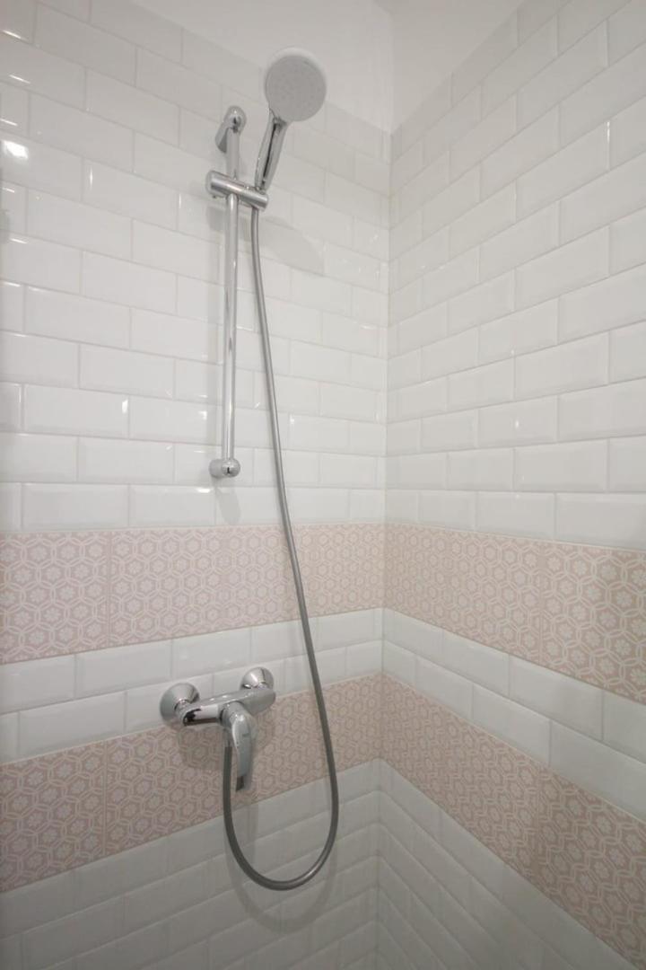 Superb Apartment Near The Grand Place! ليل المظهر الخارجي الصورة